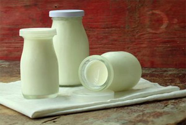 多功能净化柱-液相色谱法测定酸奶中黄曲霉毒素含量