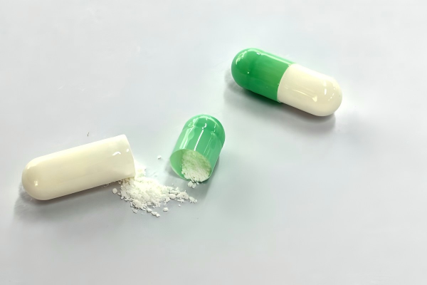 SPME-GC/MS analysis of solvent residues in drugs